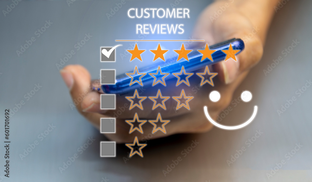 Aufkleber user give rating to service experience on online application for customer review satisfaction feedba