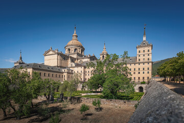 Fototapeta na wymiar Basilica and Monastery of El Escorial - San Lorenzo de El Escorial, Spain