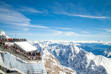 Zugspitze, Gipfel im Schnee, Alpenpanorama 