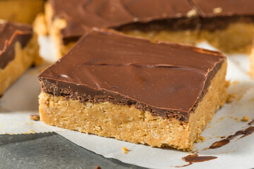 Homemade Chocolate Peanut Butter Bar