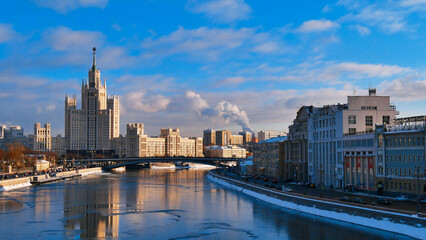 Fototapeta na wymiar Journeys. Moscow, Russia. The Moscow River. A sunny day.