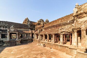 Fototapeta na wymiar Upper gallery of Temple Mountain of Angkor Wat