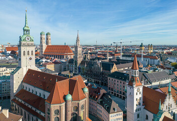 Naklejka na ściany i meble Altstadt Panorama München Luftaufnahme