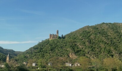Fototapeta na wymiar Die Burg Maus in Wellmich