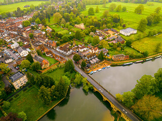 Aerial view of Wallingford, a historic market town and civil parish located between Oxford and Reading on the River Thames in England © Alexey Fedorenko