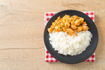 stir-fried shrimps with garlic and shrimps paste