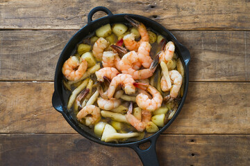 エビのアヒージョ