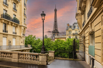 Fototapeta na wymiar Paris France, avenue de camoens in Overlooking the Eiffel Tower. Classic French architecture and view in Paris City Centre. 