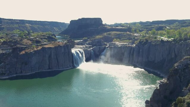 Snake River and Shoshone Falls in the morning