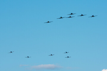 Formación de aviones de hélice