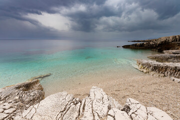 Krajobraz morski.  Wybrzeże greckiej wyspy Korfu