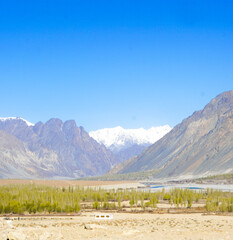 Fototapeta na wymiar Scene in Himalaya mountain range, view from Ladakh, India
