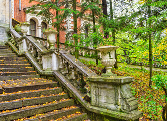 Fototapeta na wymiar Moscow region. Bykovo manor on a rainy autumn day