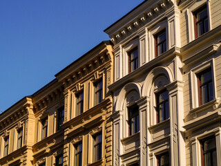 Fototapeta na wymiar facade of the building