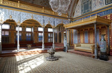 Obraz premium The opulent harem of Topkapi Palace in Istanbul, the headquarters of the Ottoman sultan and royal family