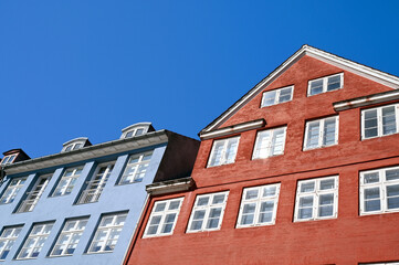 Façades des maisons colorées du quartier du canal Nyhavn de Copenhague en gros plan