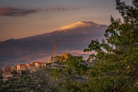 Sunset in the mountains, Sic&iacute;lia, Italy, Centuripe, Etna