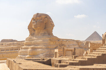 Fototapeta na wymiar sphinx and giza pyramids in cairo, egypt