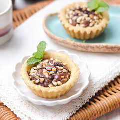 Mini Pie Brownies, sweet dessert suitable for tea or coffee time, with various topping