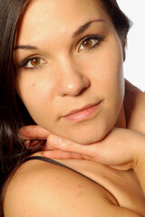 Obraz premium attractive brunette woman