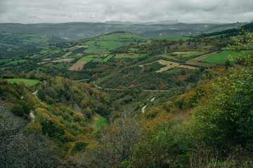 Obraz premium beautiful view of meadows and mountains at dawn north spain
