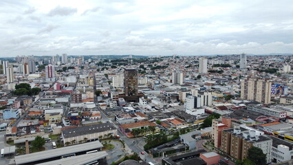 Trecho urbano na cidade de Mogi das Cruzes, SP, Brasil