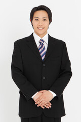 スーツ姿のビジネスマン
