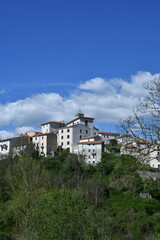 Fototapeta na wymiar View of Castel del Giudice, a mountain village in the Molise region, Italy.