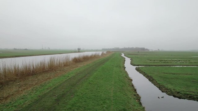Canals, ditches and polders, Bleskensgraaf, Netherlands