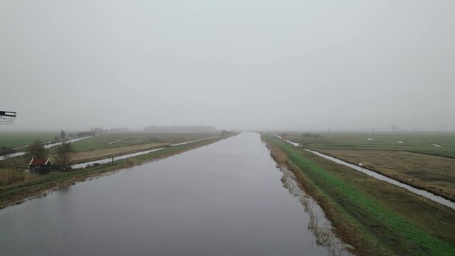Canals, windmill, ditches and polders, Bleskensgraaf, Netherlands