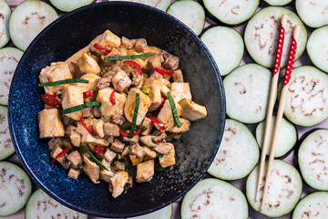 chicken with eggplants