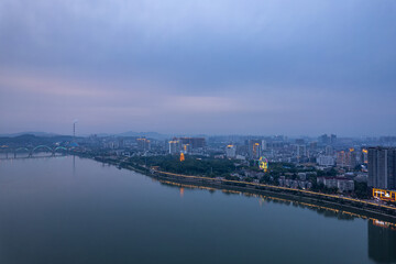 Fototapeta na wymiar Scenery on the East Bank of Xiangjiang River in Zhuzhou, China