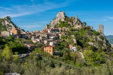 Fototapeta na wymiar Panoramic view of Pennadomo, beautiful village in Chieti Province, Abruzzo, central Italy.