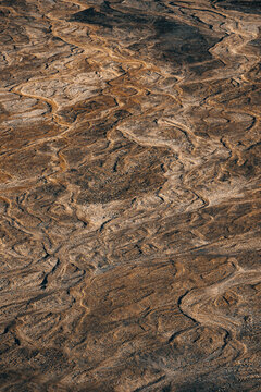 Abstract Pattern of Glacial River Flow in Sandy Mountains 