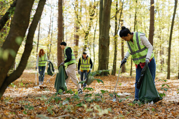 volunteers team partnership together assist eco friendly