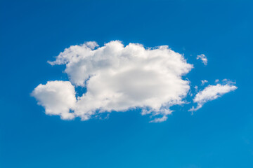 White cumulus cloud on blue sky