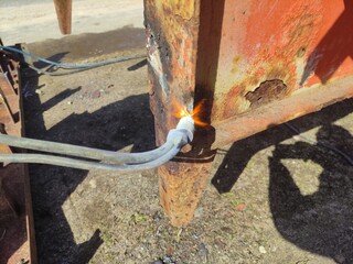 Gas cutting of metal - Gas torch with flame