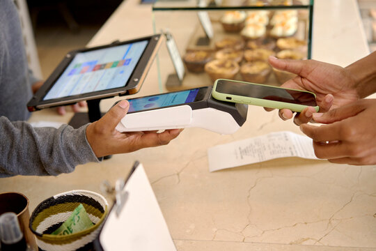 Cashless payment transaction