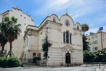 Fototapeta na wymiar Russian Orthodox Church in the center of Nice