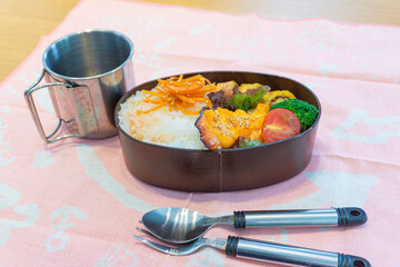 手作りのお弁当