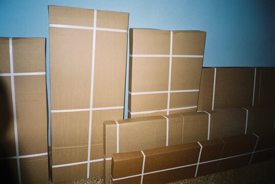 Delivery of furniture, boxes of bulky goods