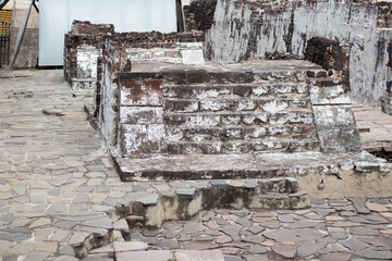 Ruinas arqueológicas de la antigua Tenochtitlán en el centro histórico de la Ciudad de México