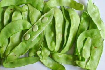 Fresh green peas