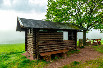 Erste Schritte auf dem Rennsteig zwischen Hörschel und Blankenstein im schönen Frühling - Thüringen - Deutschland
