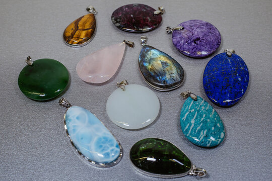 Natural Selenite crystal charging plate is used to cleansing and charging other crystals semi precious stones and jewelry made with natural precious stones.