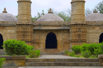 Outer view of Sahar ki masjid. UNESCO protected Champaner - Pavagadh Archaeological Park, Gujarat,...