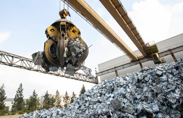 iron recycling overview pressed waste metal image