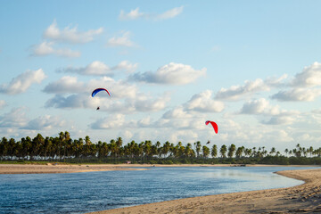 Paraglider na praia