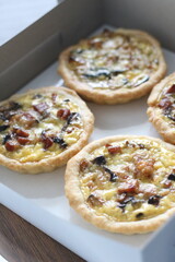 lorraine quiche baked pie savoury pie 
