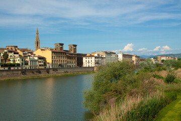 Fototapeta na wymiar Italia, Toscana, Firenze, il fiume Arno e la città.